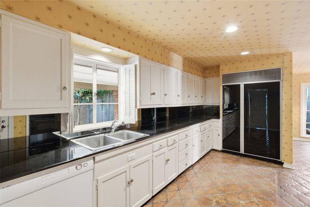 3917 Fairfax Avenue, Dallas, TX 75209