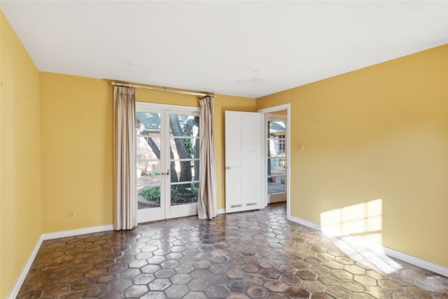3917 Fairfax Avenue, Dallas, TX 75209