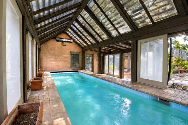 3917 Fairfax Avenue, Dallas, TX 75209