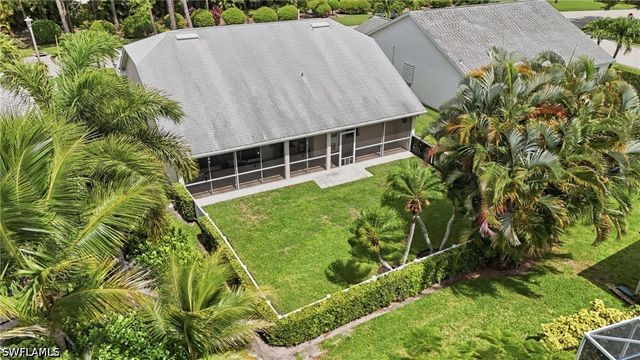 670 Lambton LN, Naples, FL 34104