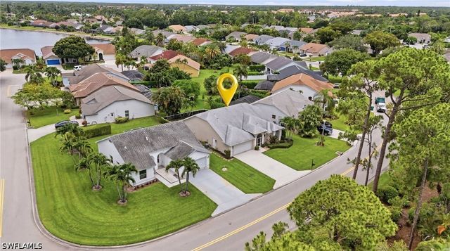 670 Lambton LN, Naples, FL 34104