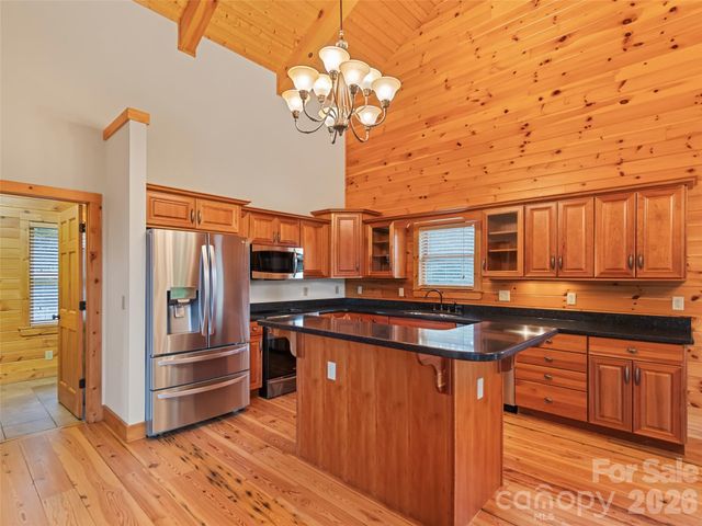 20 Sarah Court, Lake Junaluska, NC 28745