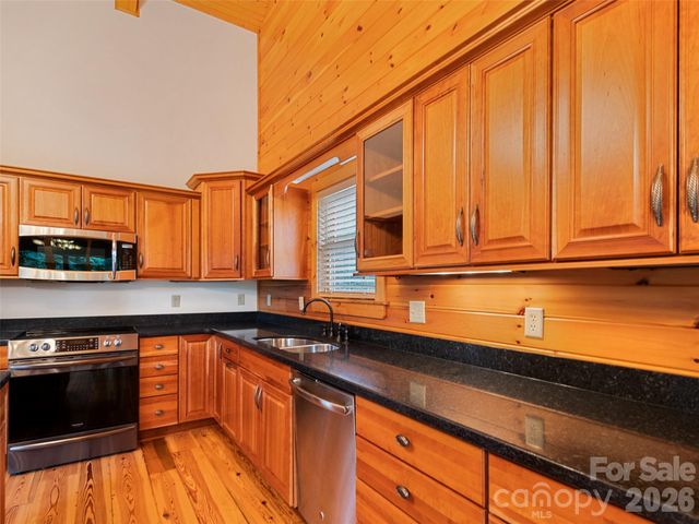 20 Sarah Court, Lake Junaluska, NC 28745