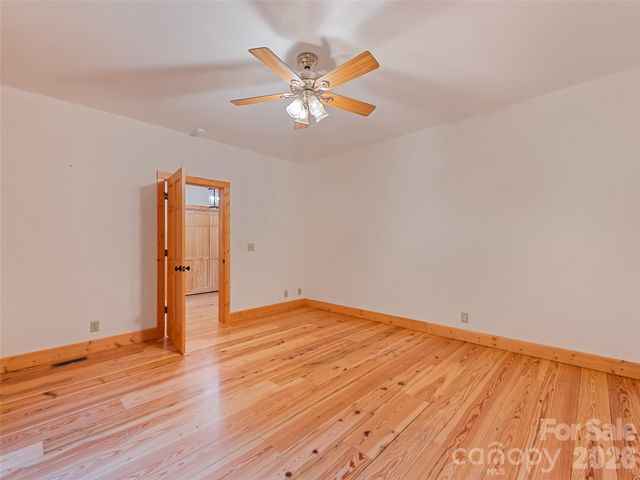 20 Sarah Court, Lake Junaluska, NC 28745