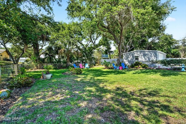800 E 9th Avenue, New Smyrna Beach, FL 32169
