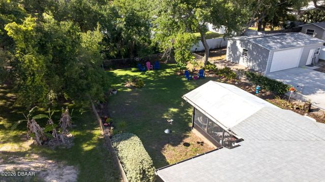 800 E 9th Avenue, New Smyrna Beach, FL 32169
