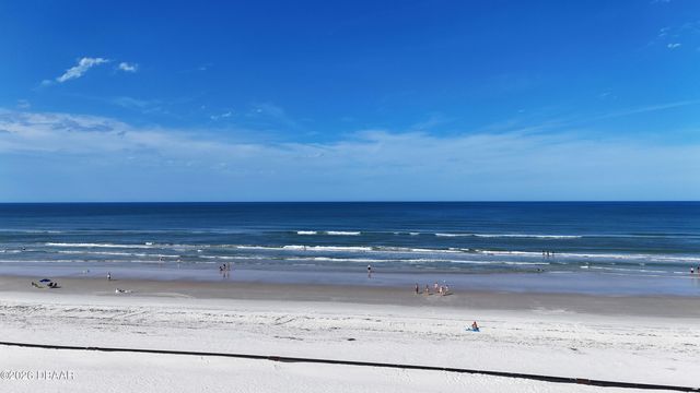 800 E 9th Avenue, New Smyrna Beach, FL 32169