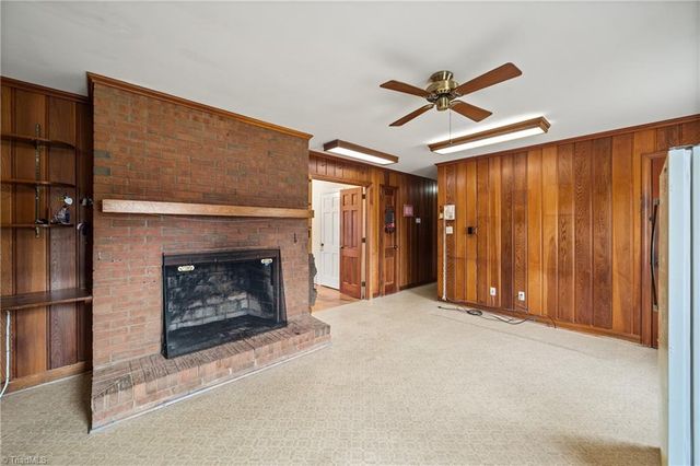 813 Country Lane, Winston-salem, NC 27107