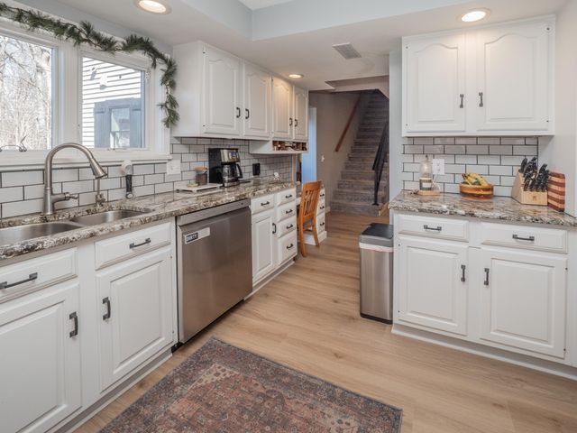 20070 Parkway Avenue, Three Rivers, MI 49093