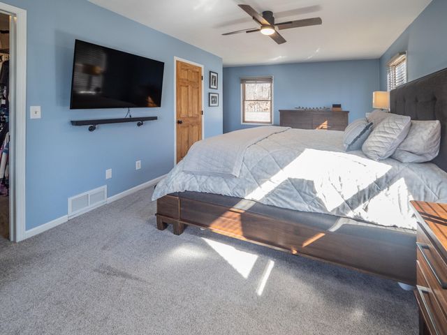 20070 Parkway Avenue, Three Rivers, MI 49093