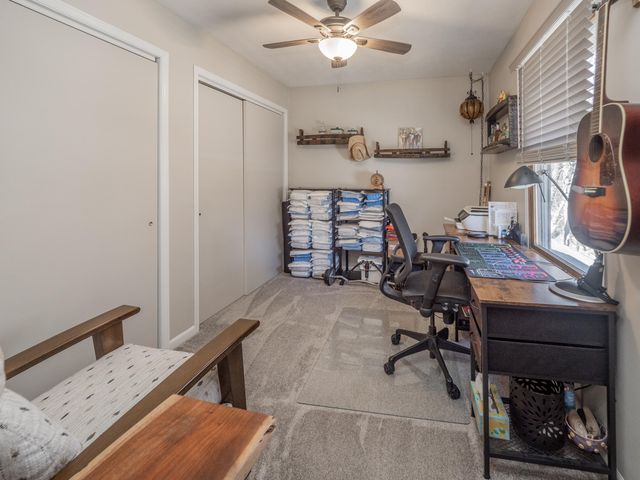 20070 Parkway Avenue, Three Rivers, MI 49093