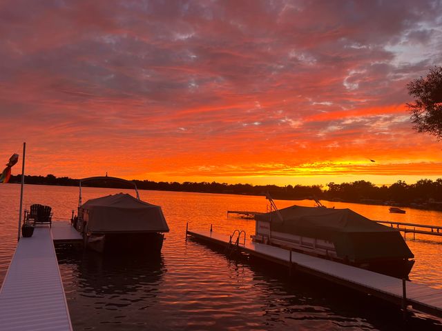 20070 Parkway Avenue, Three Rivers, MI 49093