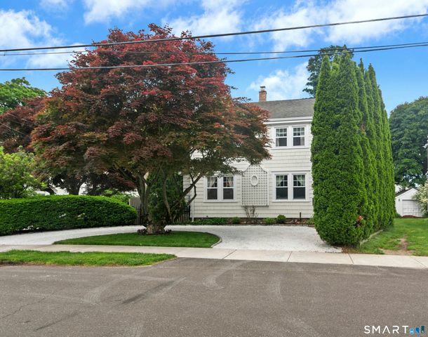 36 Mortimer Street, New Canaan, CT 06840