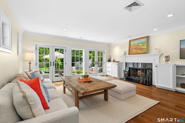 36 Mortimer Street, New Canaan, CT 06840