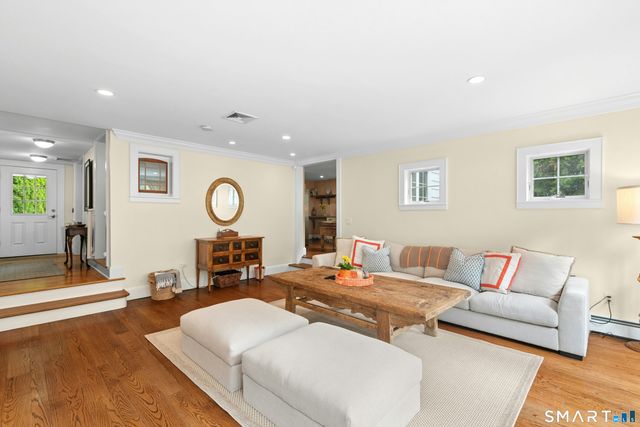 36 Mortimer Street, New Canaan, CT 06840