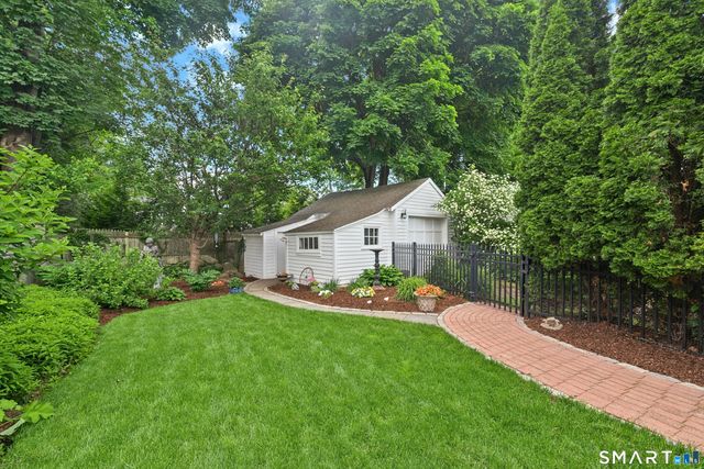 36 Mortimer Street, New Canaan, CT 06840