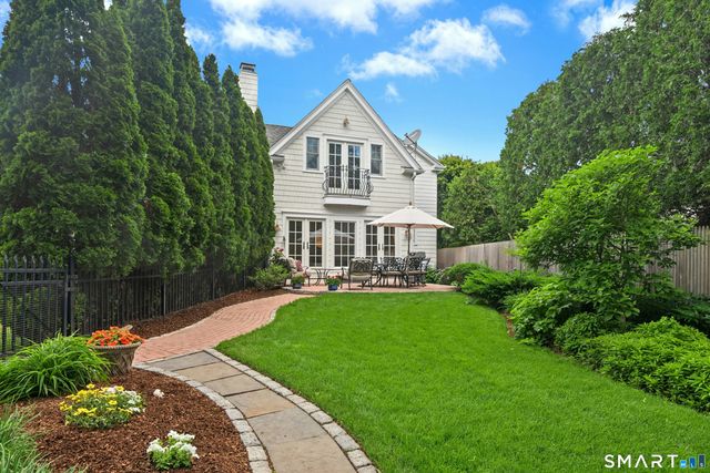 36 Mortimer Street, New Canaan, CT 06840