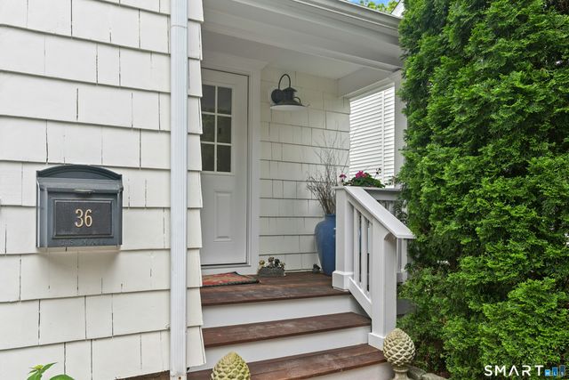 36 Mortimer Street, New Canaan, CT 06840