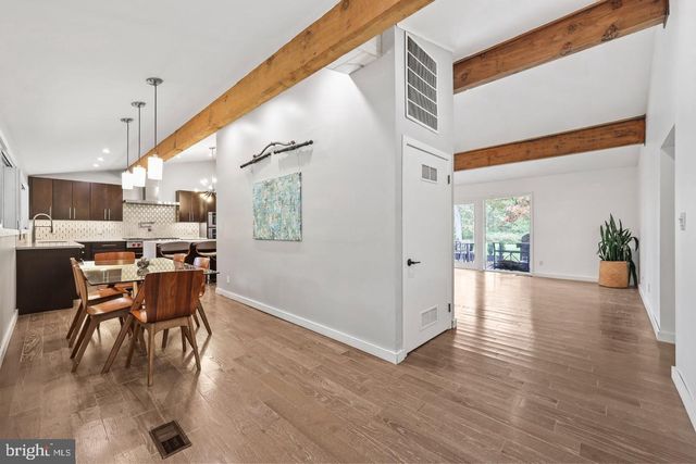 1004 MERCER RD, Princeton, NJ 08540