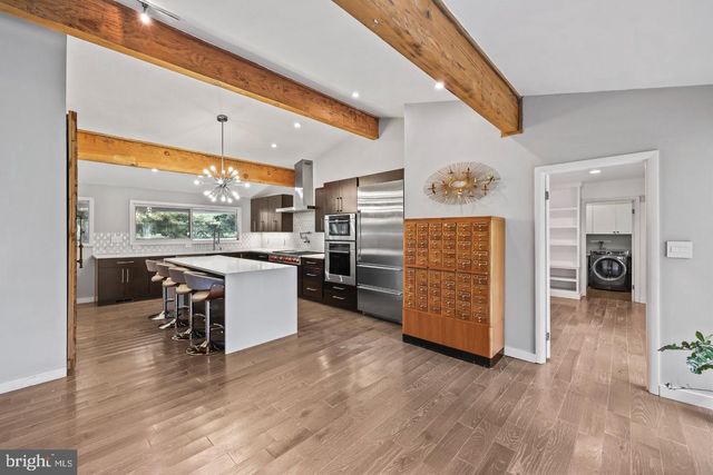 1004 MERCER RD, Princeton, NJ 08540