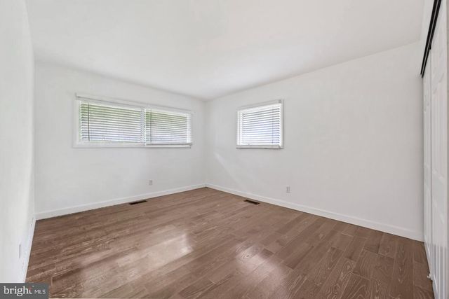 1004 MERCER RD, Princeton, NJ 08540