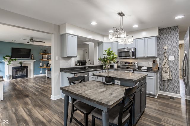 8625 Providence Drive, Fishers, IN 46038