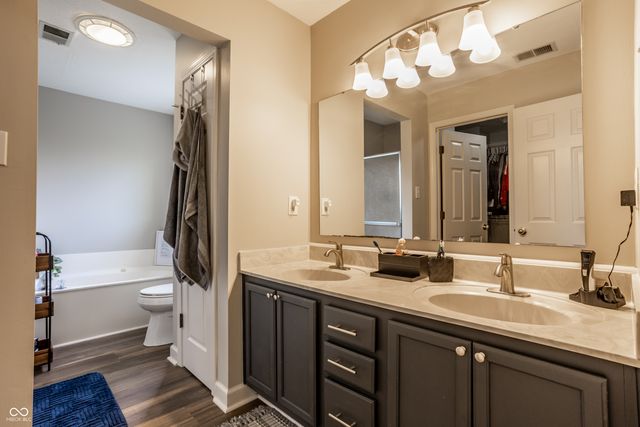 8625 Providence Drive, Fishers, IN 46038