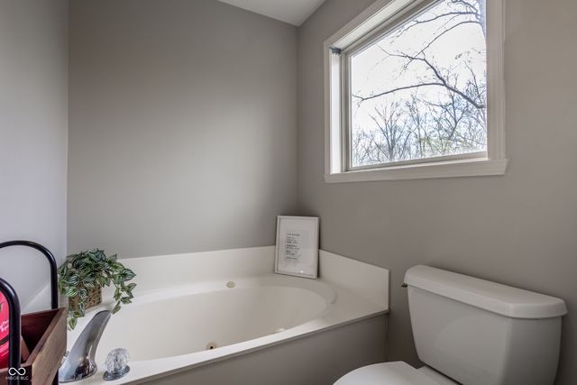 8625 Providence Drive, Fishers, IN 46038