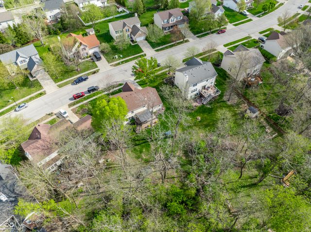 8625 Providence Drive, Fishers, IN 46038