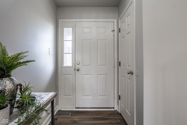 8625 Providence Drive, Fishers, IN 46038