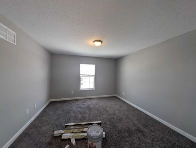 800 Avebury Drive, Pickerington, OH 43147