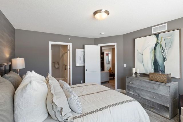 21733 Lilac Drive, Farmington, MN 55024