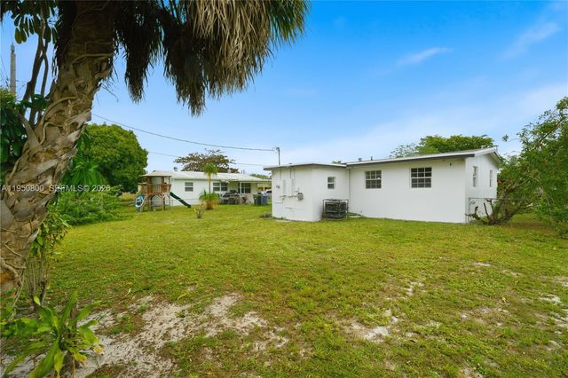 1731 NW 26th Ave, Fort Lauderdale, FL 33311