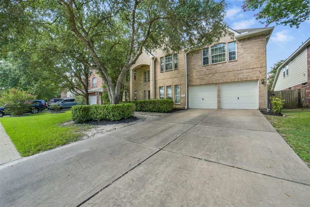 2414 Falcon Knoll Lane, Katy, TX 77494