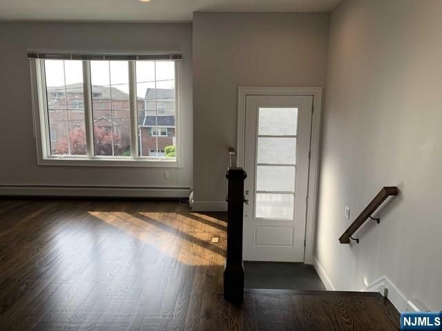 526 Glen Avenue A, Palisades Park, NJ 07650