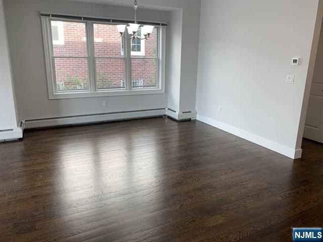 526 Glen Avenue A, Palisades Park, NJ 07650