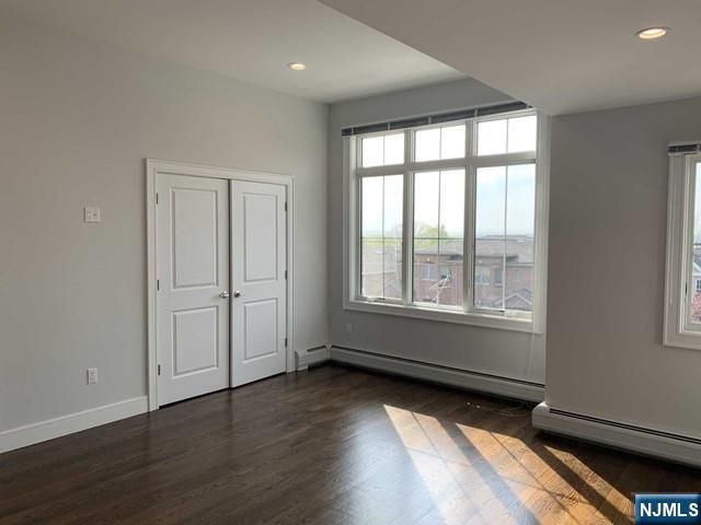 526 Glen Avenue A, Palisades Park, NJ 07650