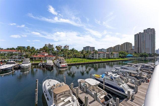 3131 NE 188th St 2-705, Aventura, FL 33180