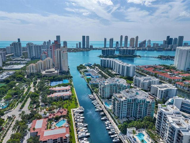 3131 NE 188th St 2-705, Aventura, FL 33180