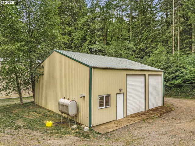21804 Se SHADE TREE Ln, Sandy, OR 97055