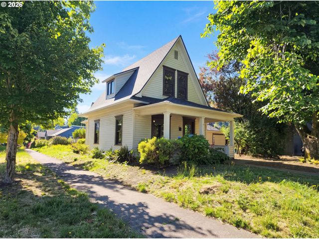 1011 ALMADEN St, Eugene, OR 97402