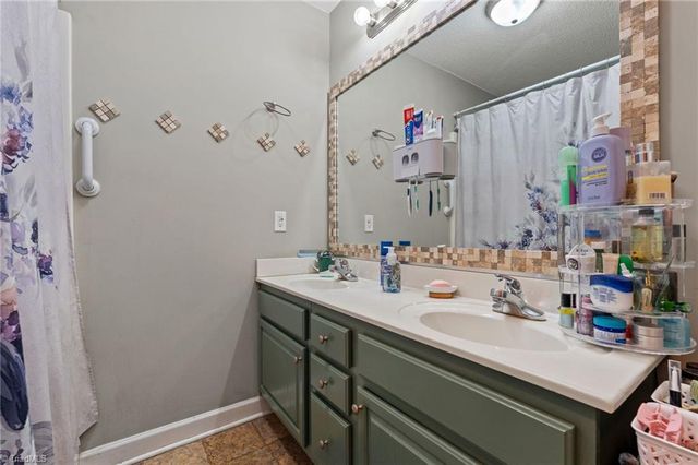 768 Nat Conrad Road, Lexington, NC 27292