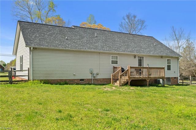 768 Nat Conrad Road, Lexington, NC 27292