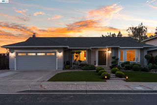 2954 Martin Ave, Pleasanton, CA 94588