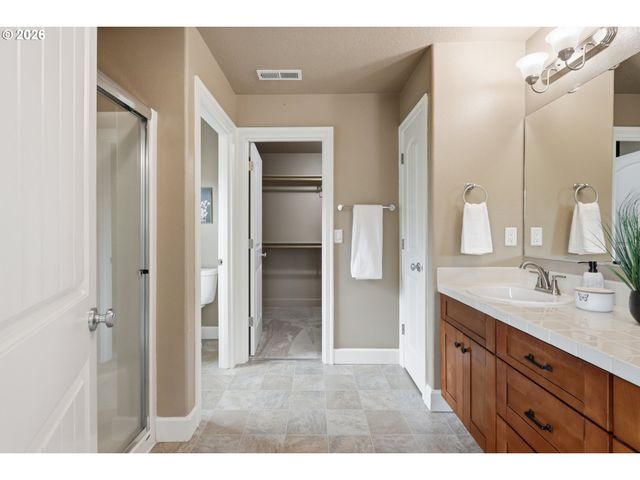 19100 Arletha Ct, Sandy, OR 97055
