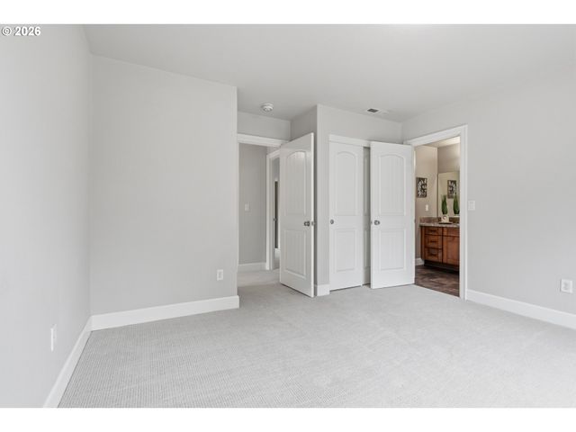 19100 Arletha Ct, Sandy, OR 97055
