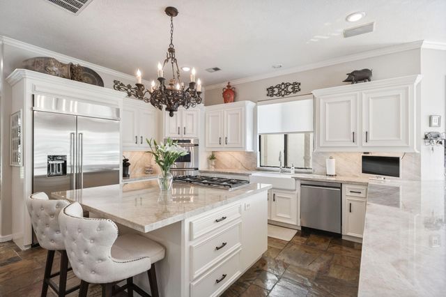 17514 Queenslake Drive, Cypress, TX 77429