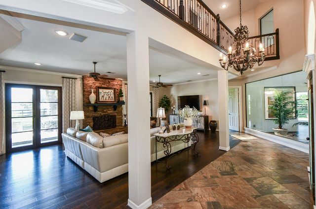 17514 Queenslake Drive, Cypress, TX 77429
