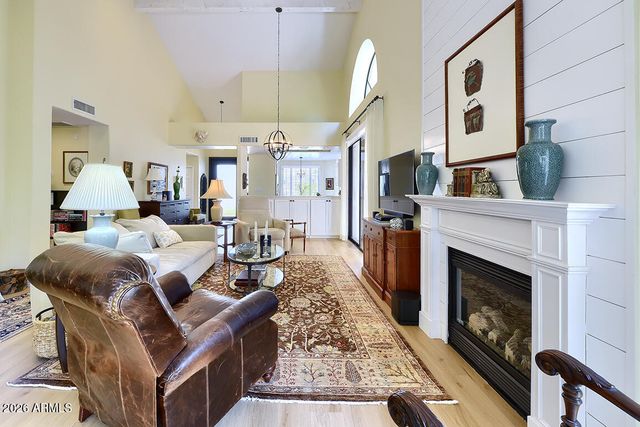 10075 E Turquoise Avenue, Scottsdale, AZ 85258