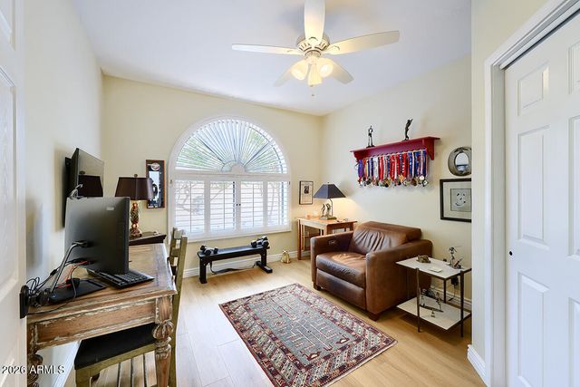 10075 E Turquoise Avenue, Scottsdale, AZ 85258